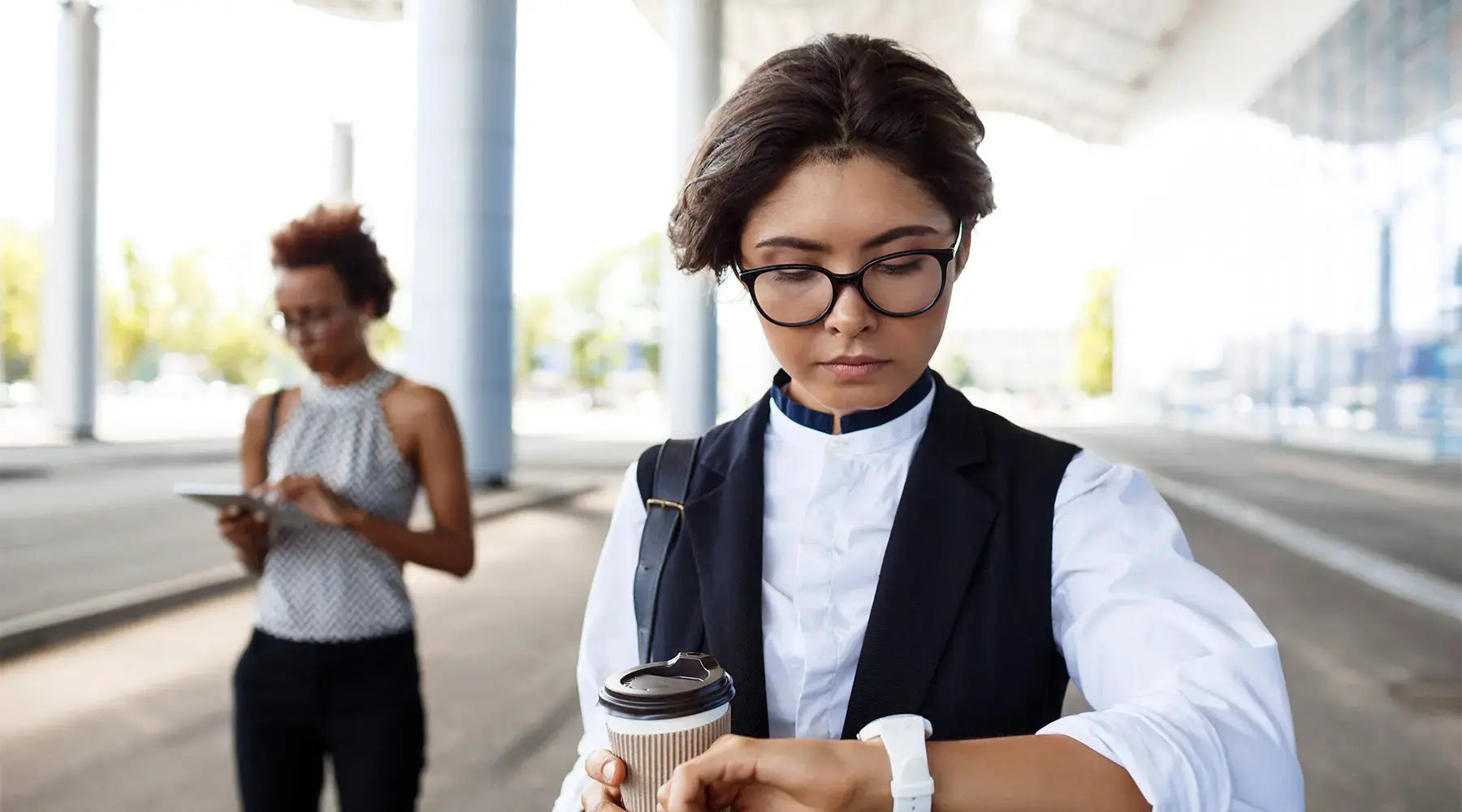 Hora certa: saiba a maneira ideal de tomar vitaminas e nutracêuticos NatusVita Suplementos