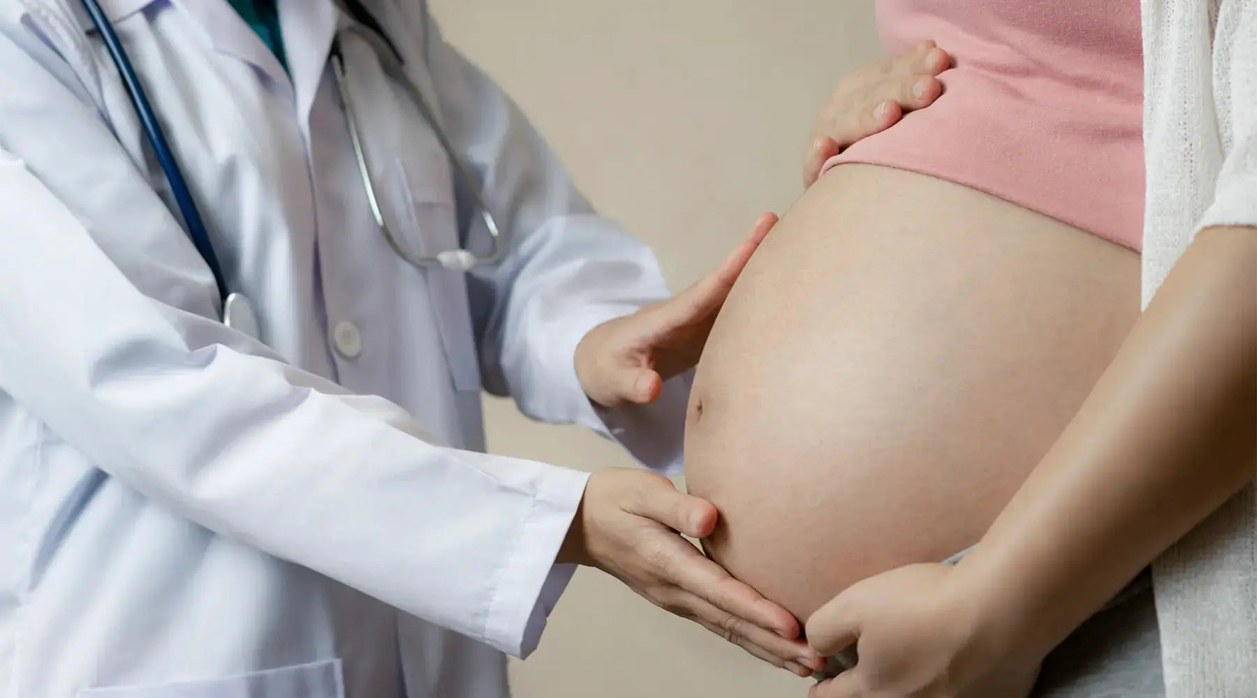 Suplementação na gestação: quando iniciar o consumo de Ômega 3 e Ácido fólico? NatusVita Suplementos