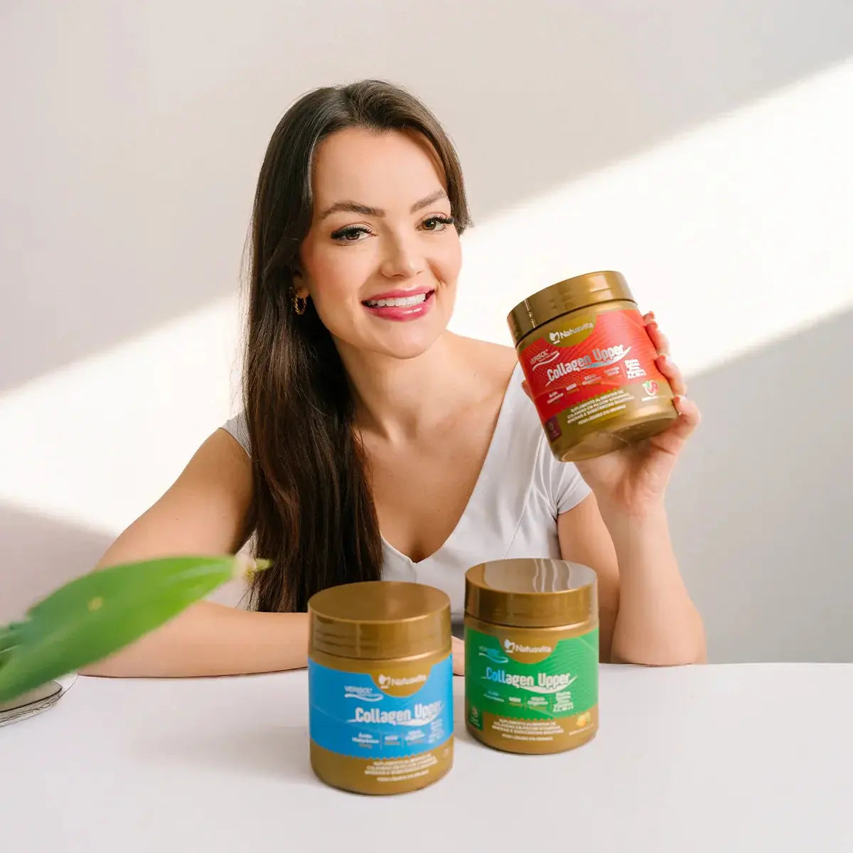 Collagen Upper (Colágeno Verisol, Ácido Hialurônico, Silício, Biotina,  MSM, Laranja Moro) em pó NatusVita