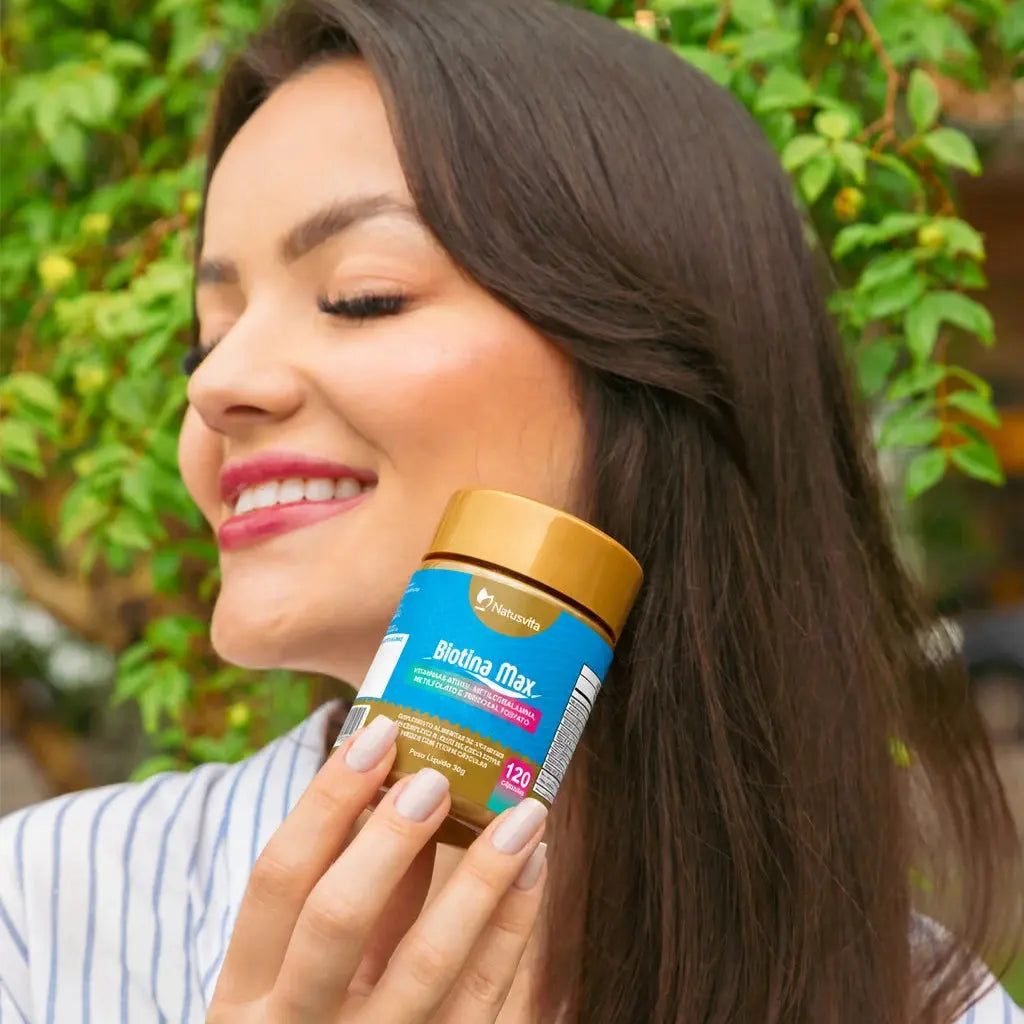 Biotina Max (Vitaminas Ativas - B1 B2 B3 B5 B6 B9 B12, Óleo de coco com TCM) Cápsulas Softgel NatusVita